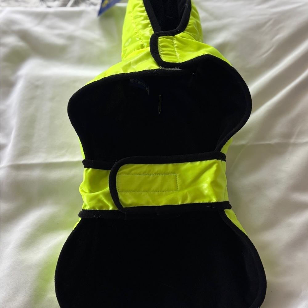 New With Tags Wag N Woof Day Glow Yellow Dog Rain/Jacket  Size Medium - Picture 3 of 6